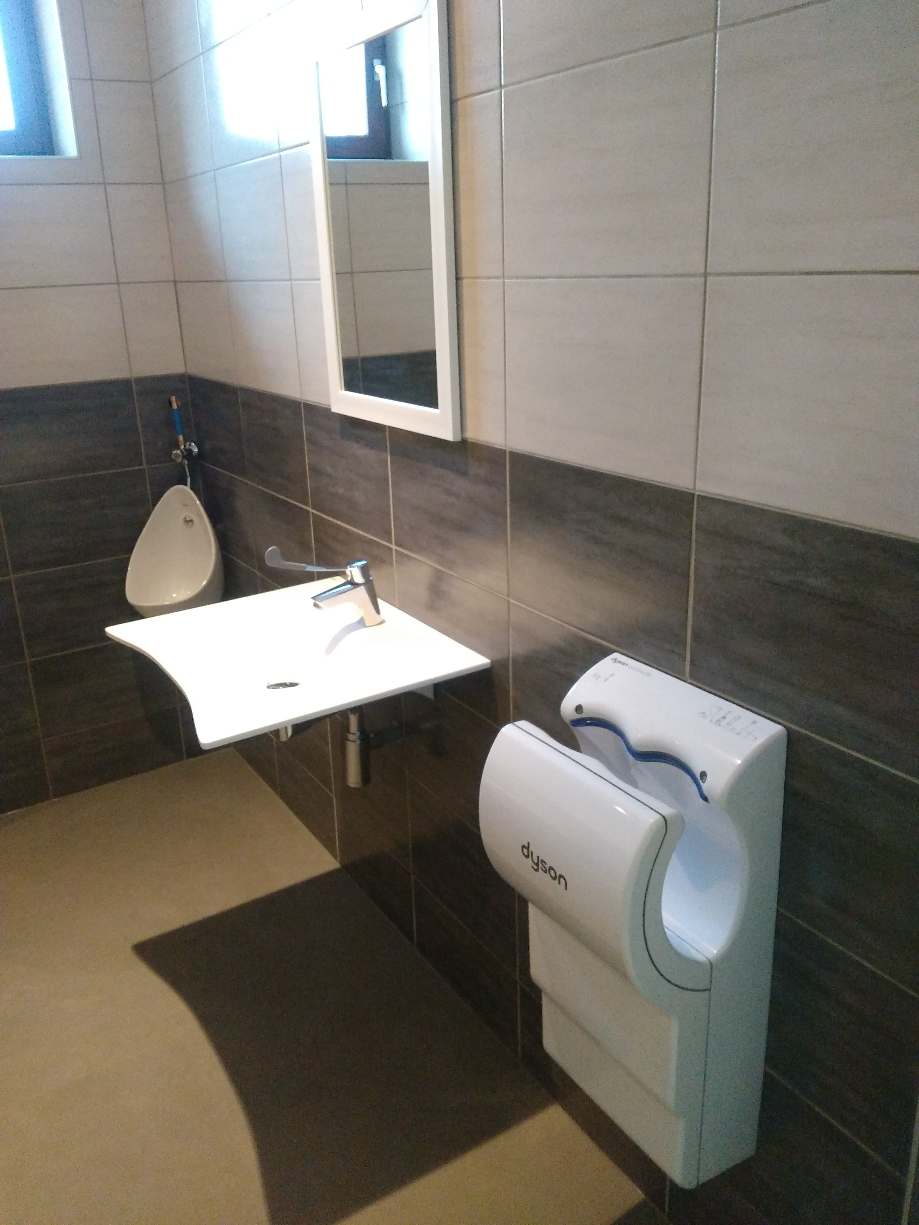 WC PMR adapté