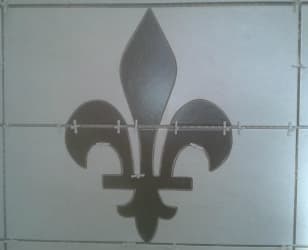 Incrustation fleur de lys